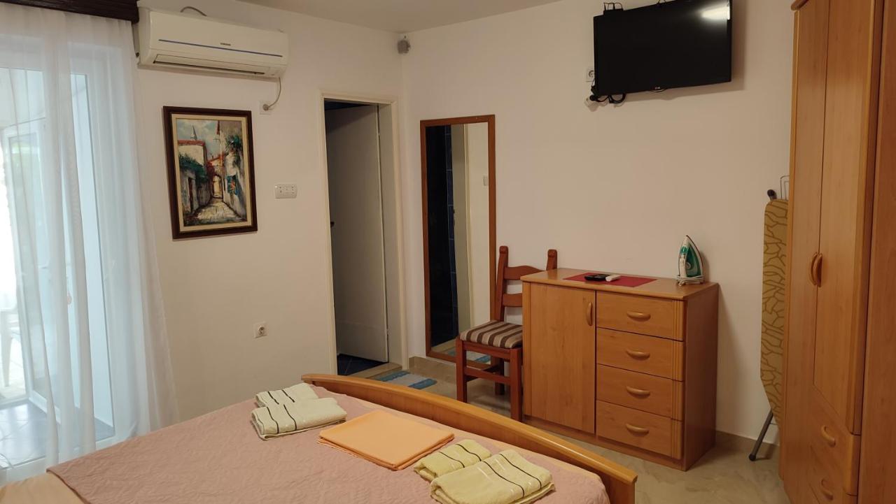 Apartments Familia Budva Buitenkant foto