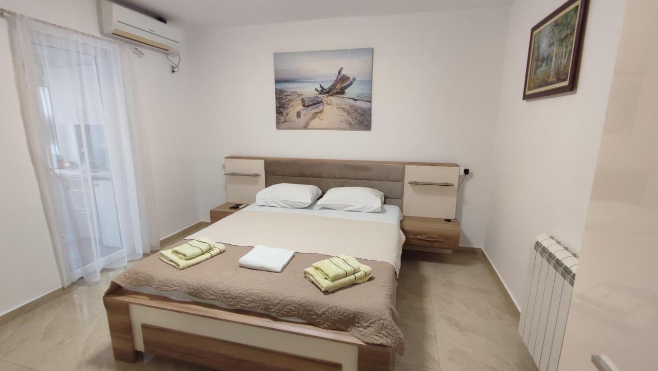 Apartments Familia Budva Buitenkant foto