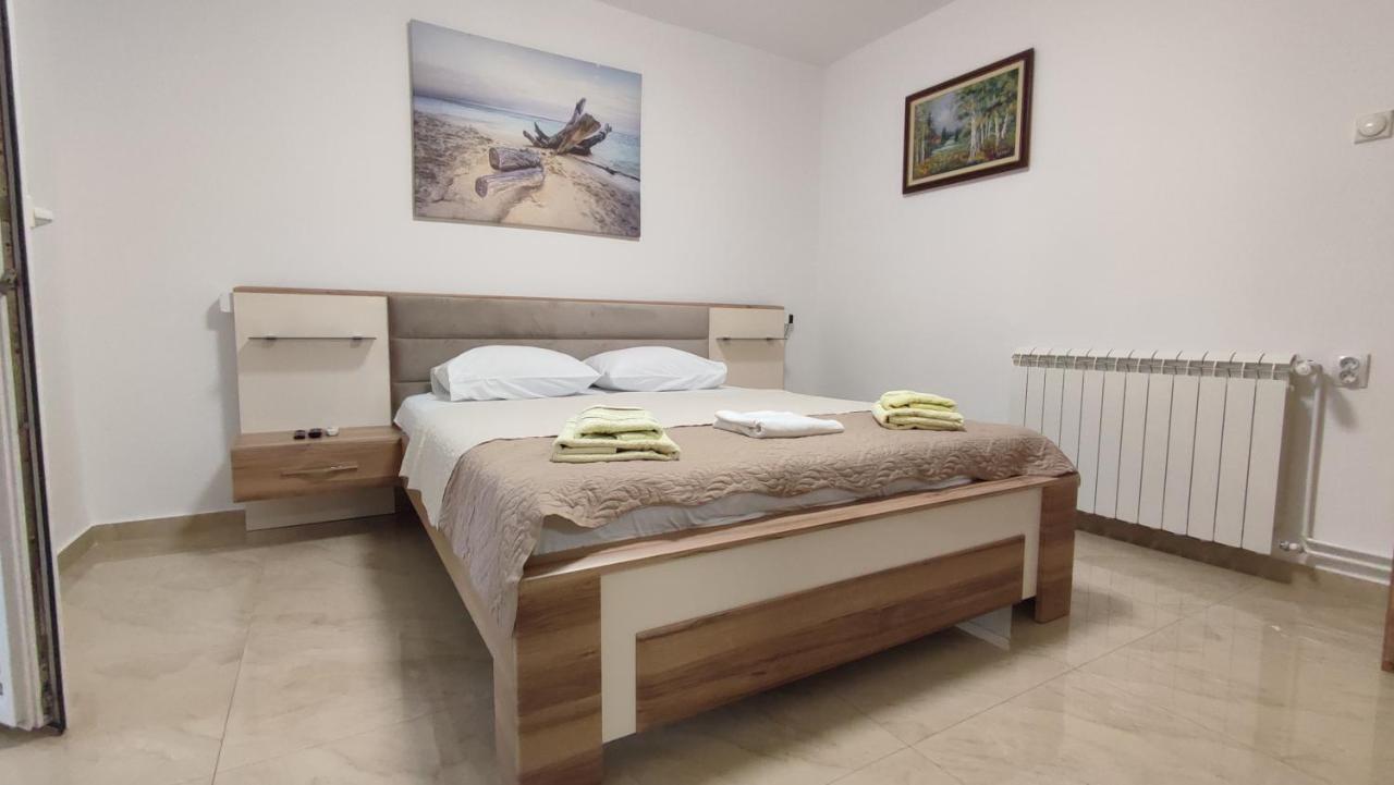 Apartments Familia Budva Buitenkant foto