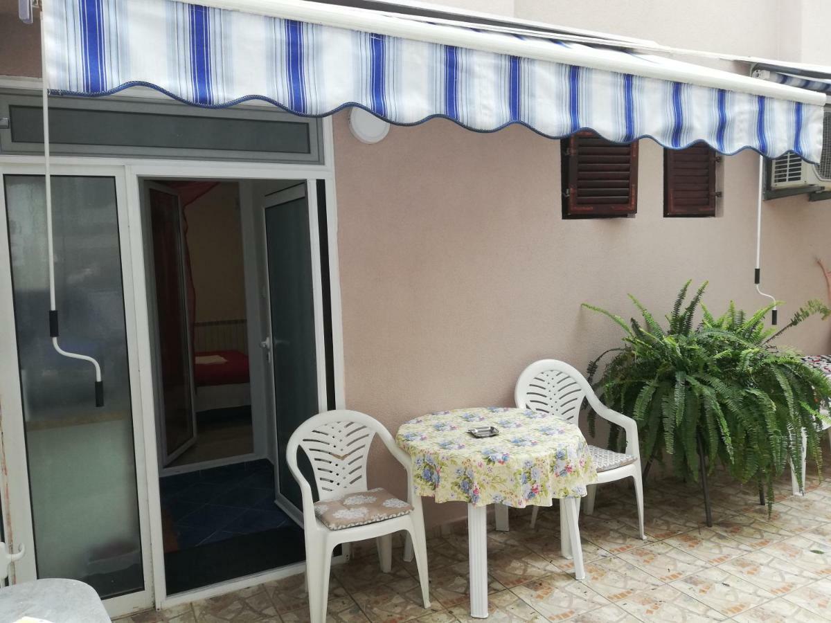 Apartments Familia Budva Buitenkant foto